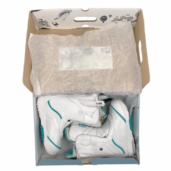 NEW! $295 Burton Q Womens Snowboard Boots!  Size 5 (Euro 35)  White & Blue - Picture 1 of 2
